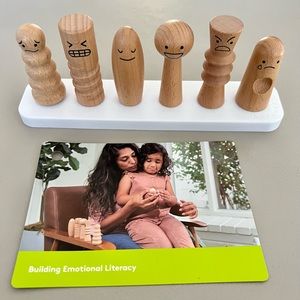 Lovevery Wooden Emotion Dolls